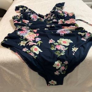 Women dark blue with flowers size XL